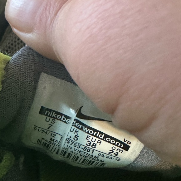 Womens 7 Nike Reax Run Grey Green 525755 001 - Picture 5 of 6